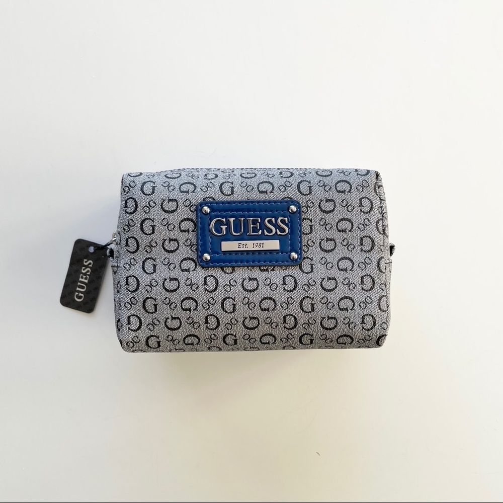Guess Proposal Men’s Toiletry Pouch